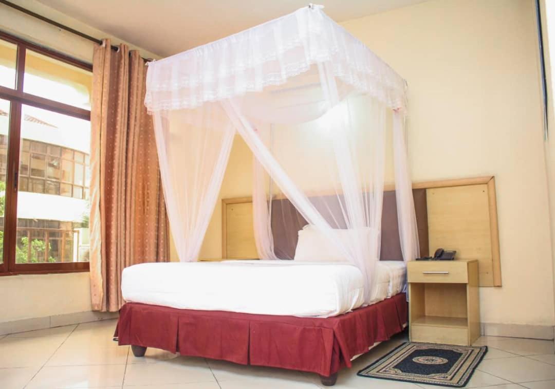 Landmark Hotel Ubungo ภายนอก รูปภาพ
