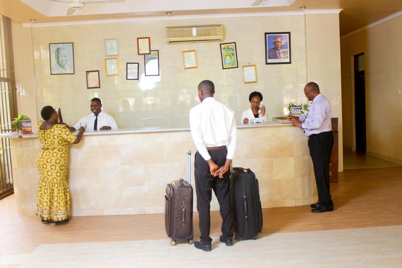 Landmark Hotel Ubungo ภายนอก รูปภาพ